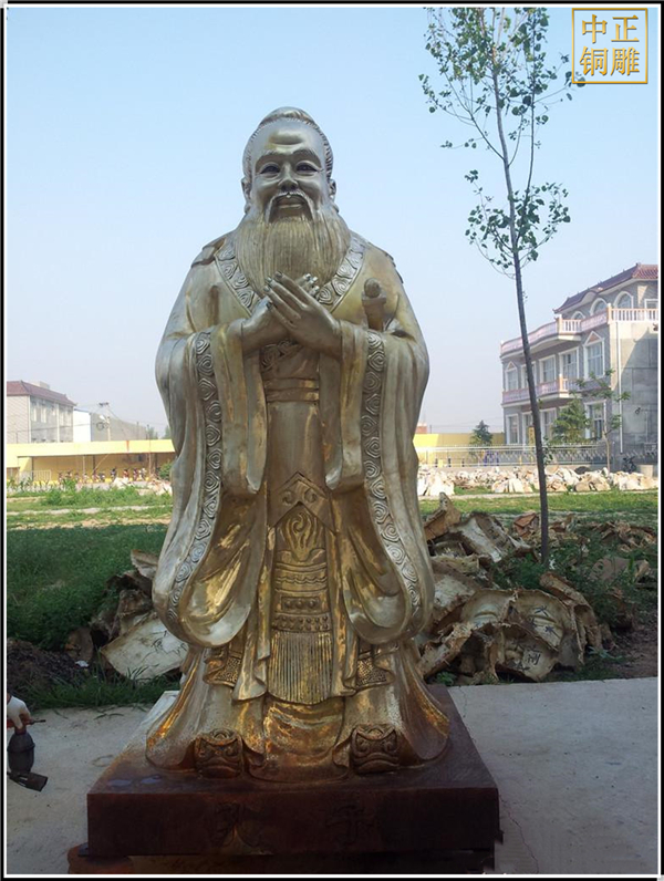 鎏金鑄銅孔子雕塑.jpg 鎏金鑄銅孔子雕塑.jpg