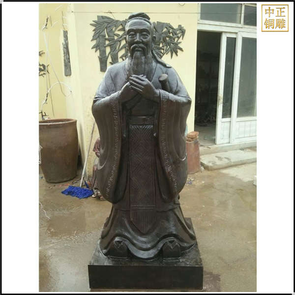 萬(wàn)人師表孔子銅像.jpg 萬(wàn)人師表孔子銅像.jpg